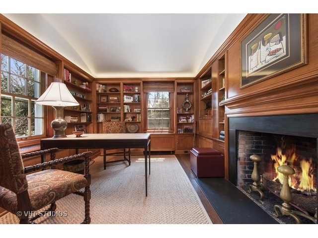330 Locust Road Winnetka, IL 60093 - Photo 11 of 25 Gallery Image 11