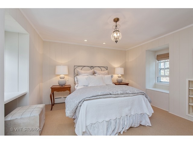 330 Locust Road Winnetka, IL 60093 - Photo 21 of 25 Gallery Image 21