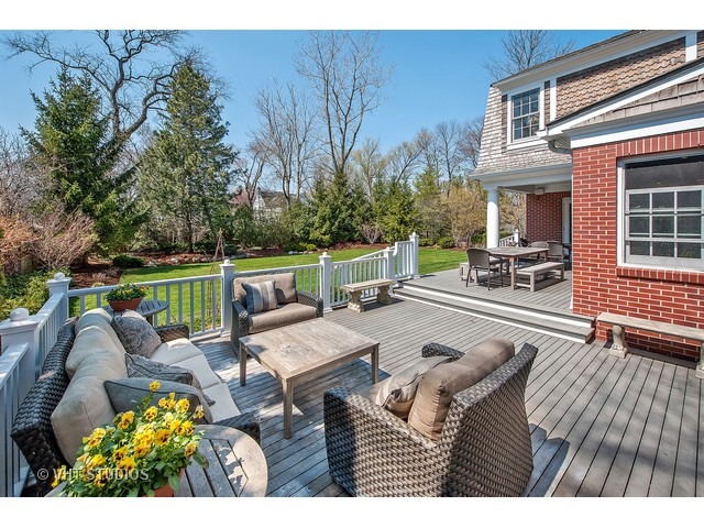 330 Locust Road Winnetka, IL 60093 - Photo 24 of 25 Gallery Image 24