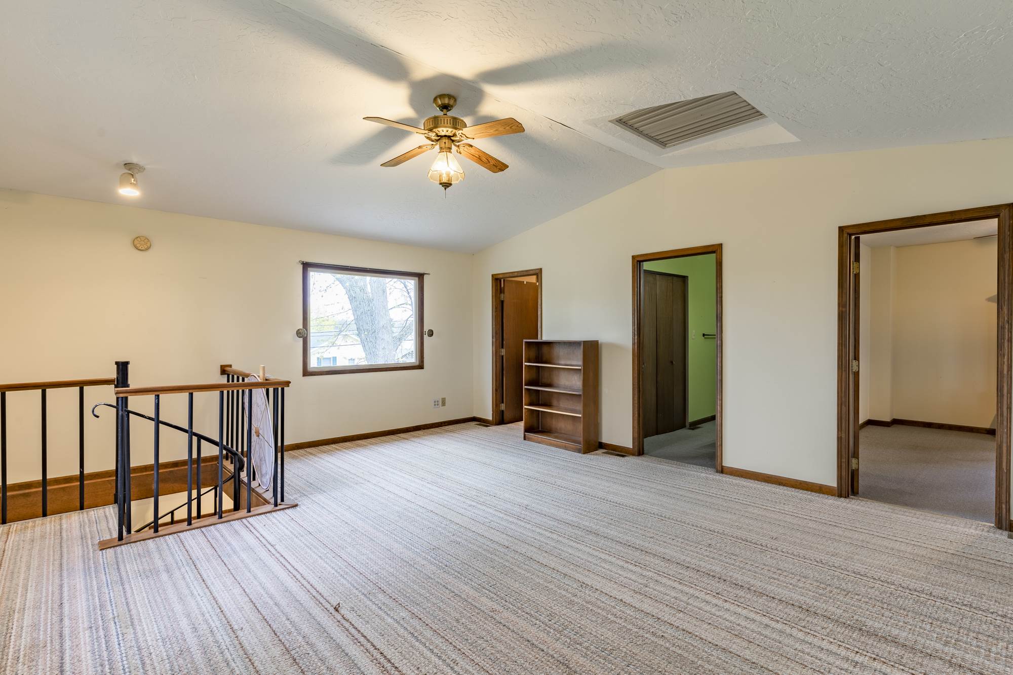 6048 West Orland Road Angola, IN 46703 - Photo 13 of 29 Gallery Image 13