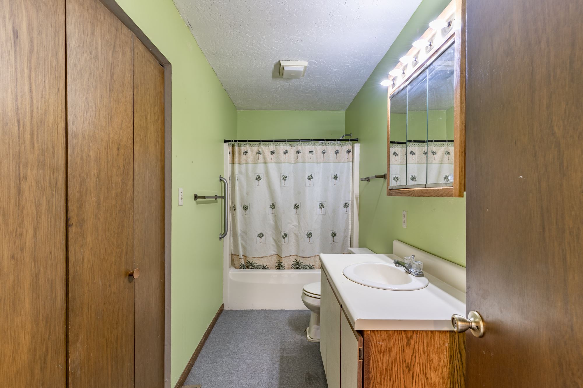 6048 West Orland Road Angola, IN 46703 - Photo 14 of 29 Gallery Image 14