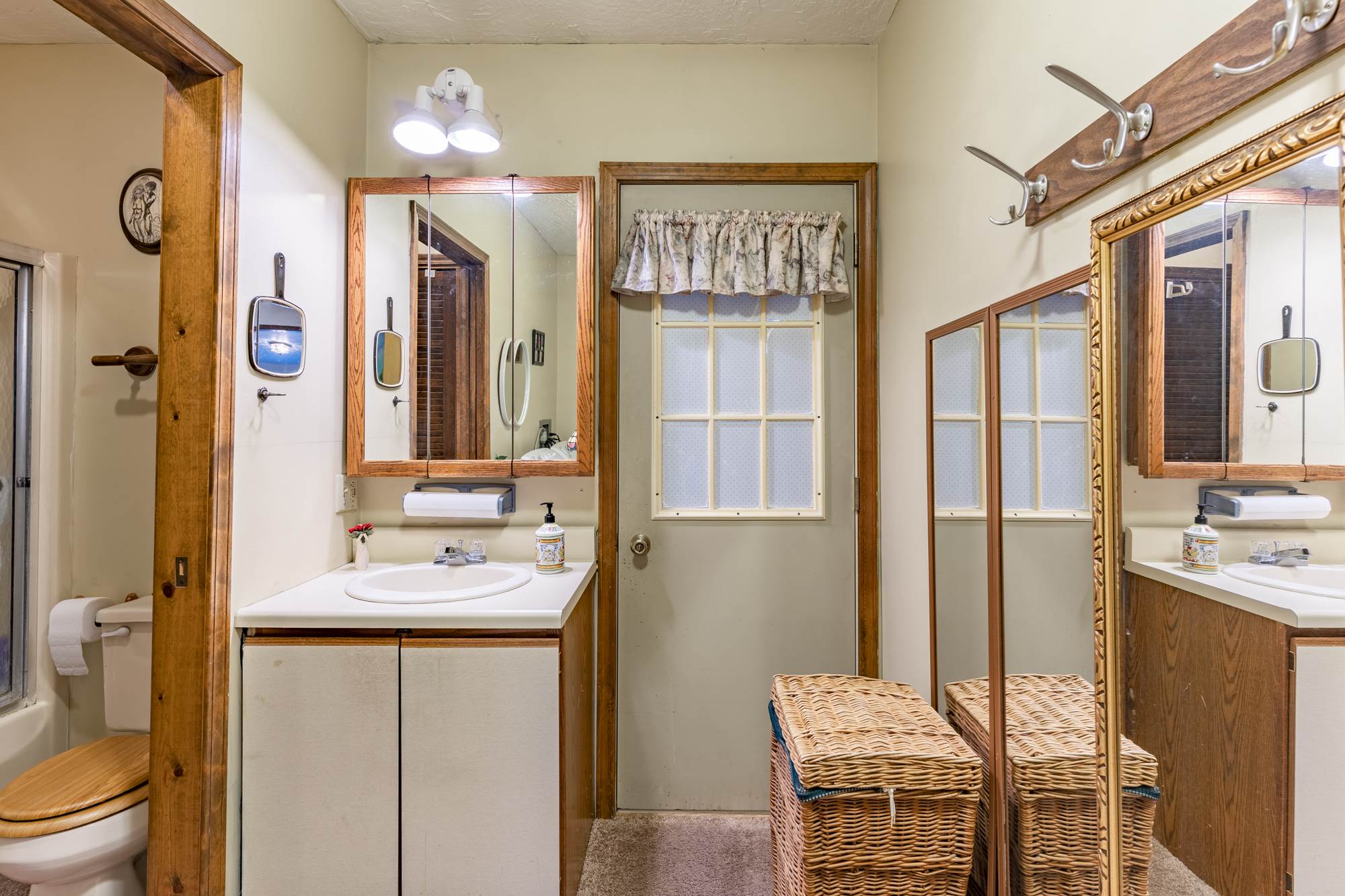 6048 West Orland Road Angola, IN 46703 - Photo 15 of 29 Gallery Image 15