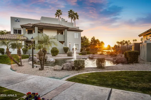 $299,990 | 1825 West Ray Road, Unit 2070, Chandler, AZ 85224