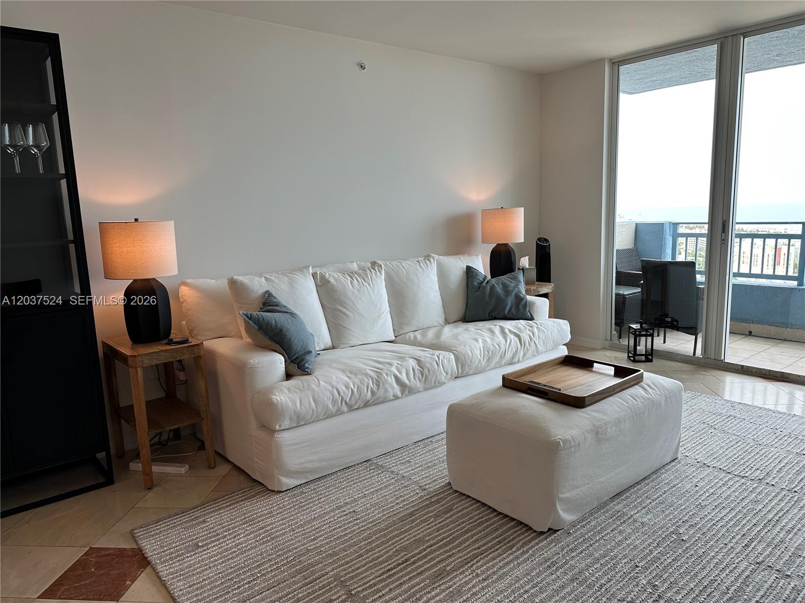 90 Alton Road, Unit 2809 Miami Beach, FL 33139 - Photo 2 of 28