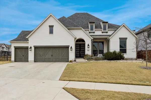 $750,000 | 2301 Sandlin Drive, Fort Worth, TX 76008