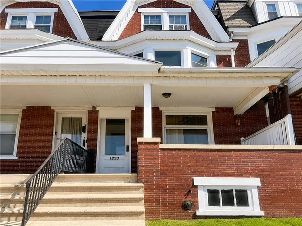 $1,400 | 1823 Linden Street, Unit 2, Allentown, PA 18104