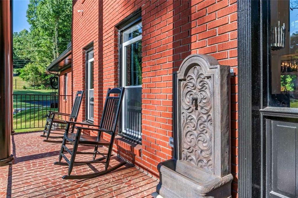 3519 Prince George Street Atlanta, GA 30344 - Photo 4 of 58