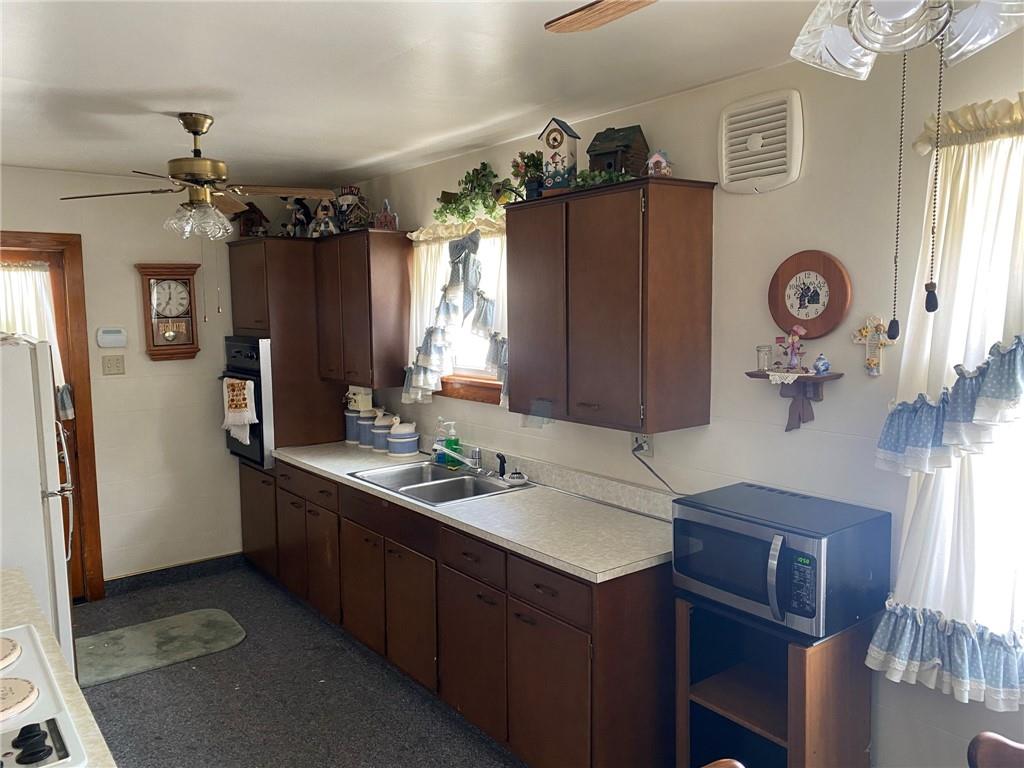 176 Leisenring Vanderbilt Road Vanderbilt, PA 15486 - Photo 6 of 22 Gallery Image 6