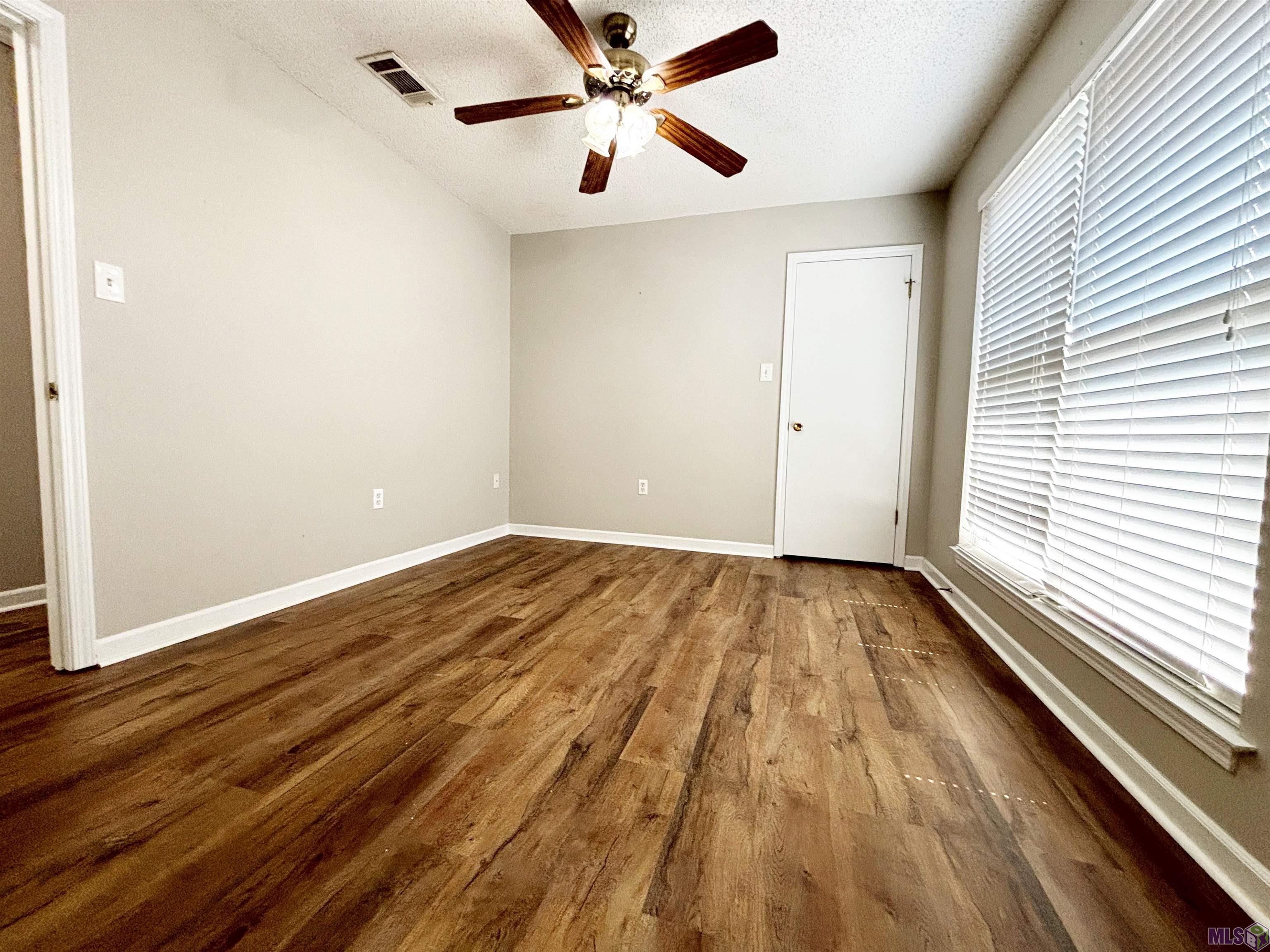 2011 South Brightside View Drive, Unit F Baton Rouge, LA 70820 - Photo 8 of 9 Gallery Image 8