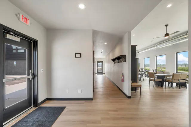 $509,900 | 433 Aldon Circle, Unit 205, Ashwaubenon, WI 54304