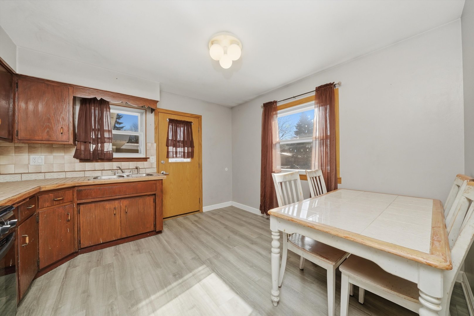 801 Main Street Bensenville, IL 60106 - Photo 8 of 33