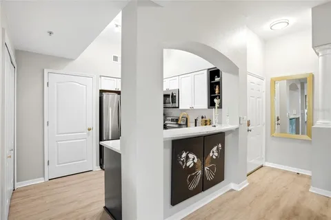 $564,900 | 200 4th Avenue South, Unit 410, St. Petersburg, FL 33701