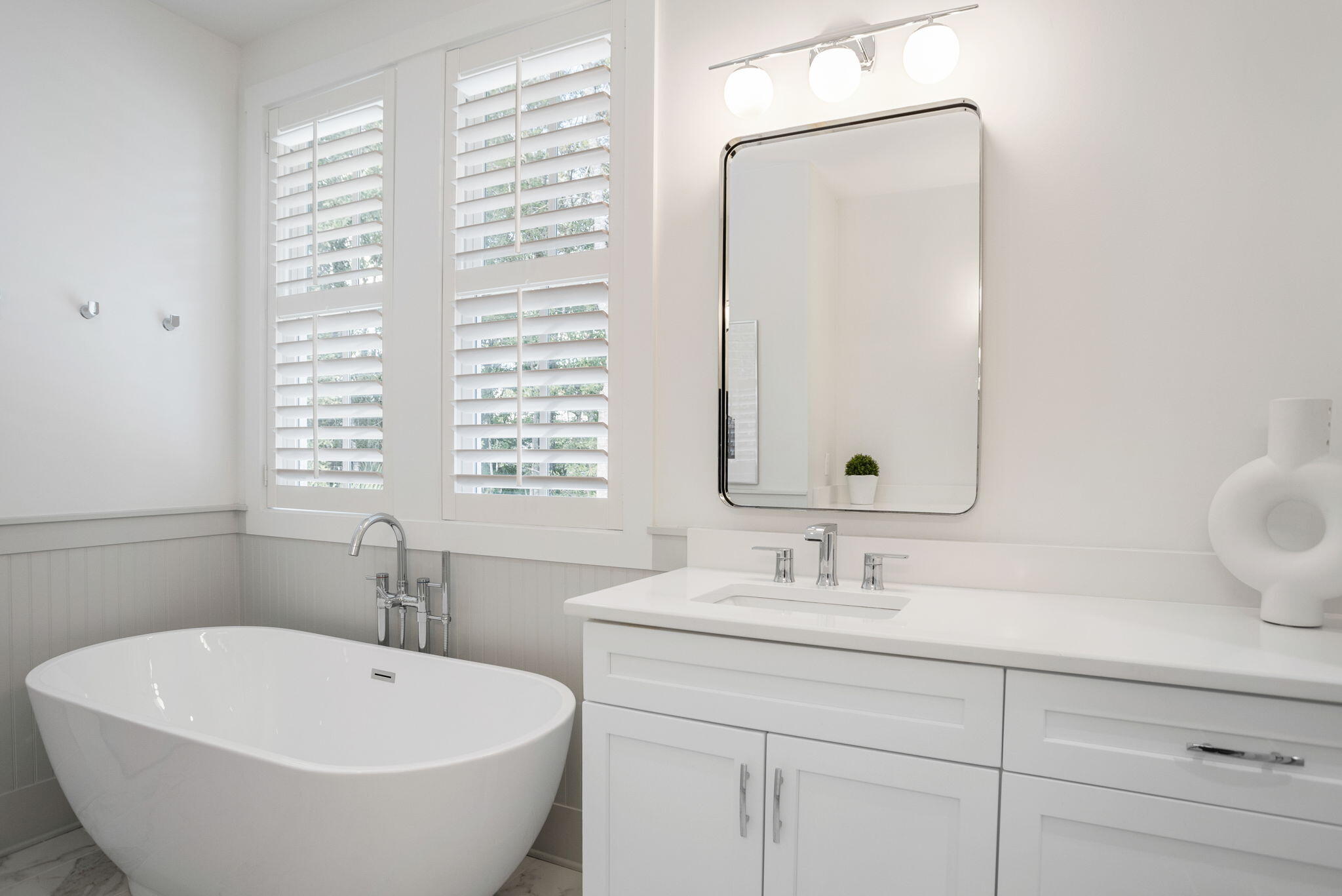 343 Bridgetown Pass Mount Pleasant, SC 29464 - Photo 21 of 47 Large Soaker Tub