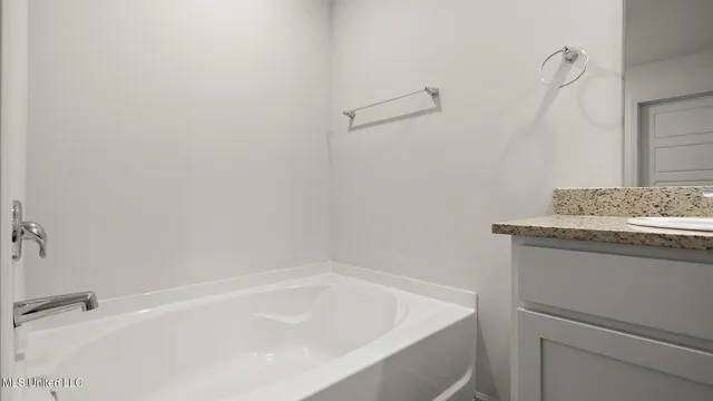 $292,400 | 220 Raulston Drive, Byram, MS 39272