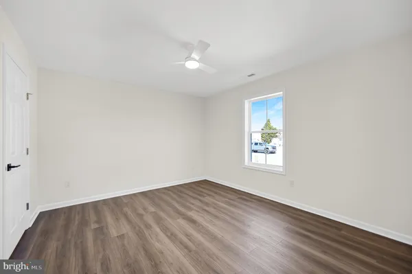 $379,900 | 129 Holly Hill Court, Fruitland, MD 21826