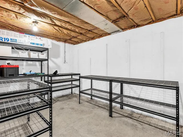 $300,000 | 2657 Hwy North, Pacific, MO 63069