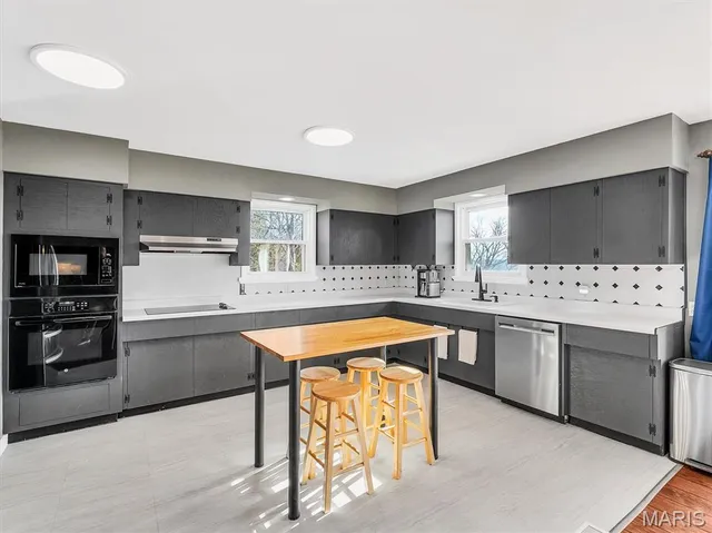 $300,000 | 2657 Hwy North, Pacific, MO 63069