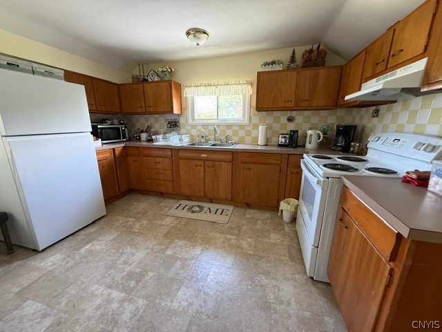 3835 Prospect Street Vernon, NY 13421 - Photo 16 of 43 Upstairs Apartment