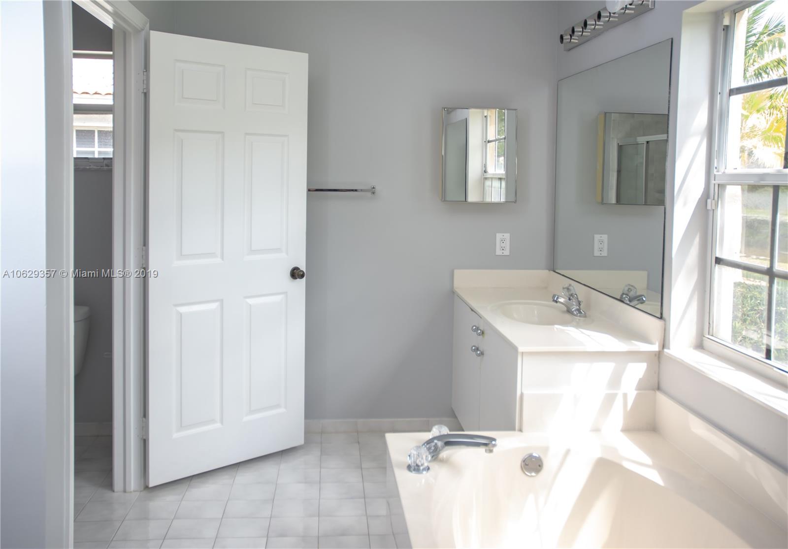 1156 Cedar Falls Drive Weston, FL 33327 - Photo 19 of 31