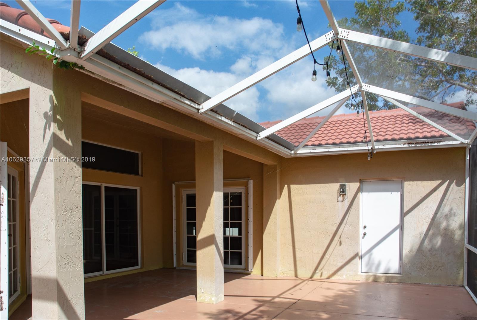 1156 Cedar Falls Drive Weston, FL 33327 - Photo 20 of 31