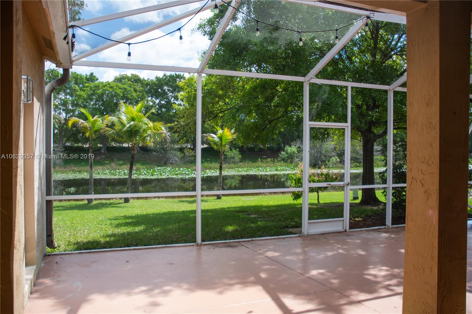 1156 Cedar Falls Drive Weston, FL 33327 - Photo 5 of 31