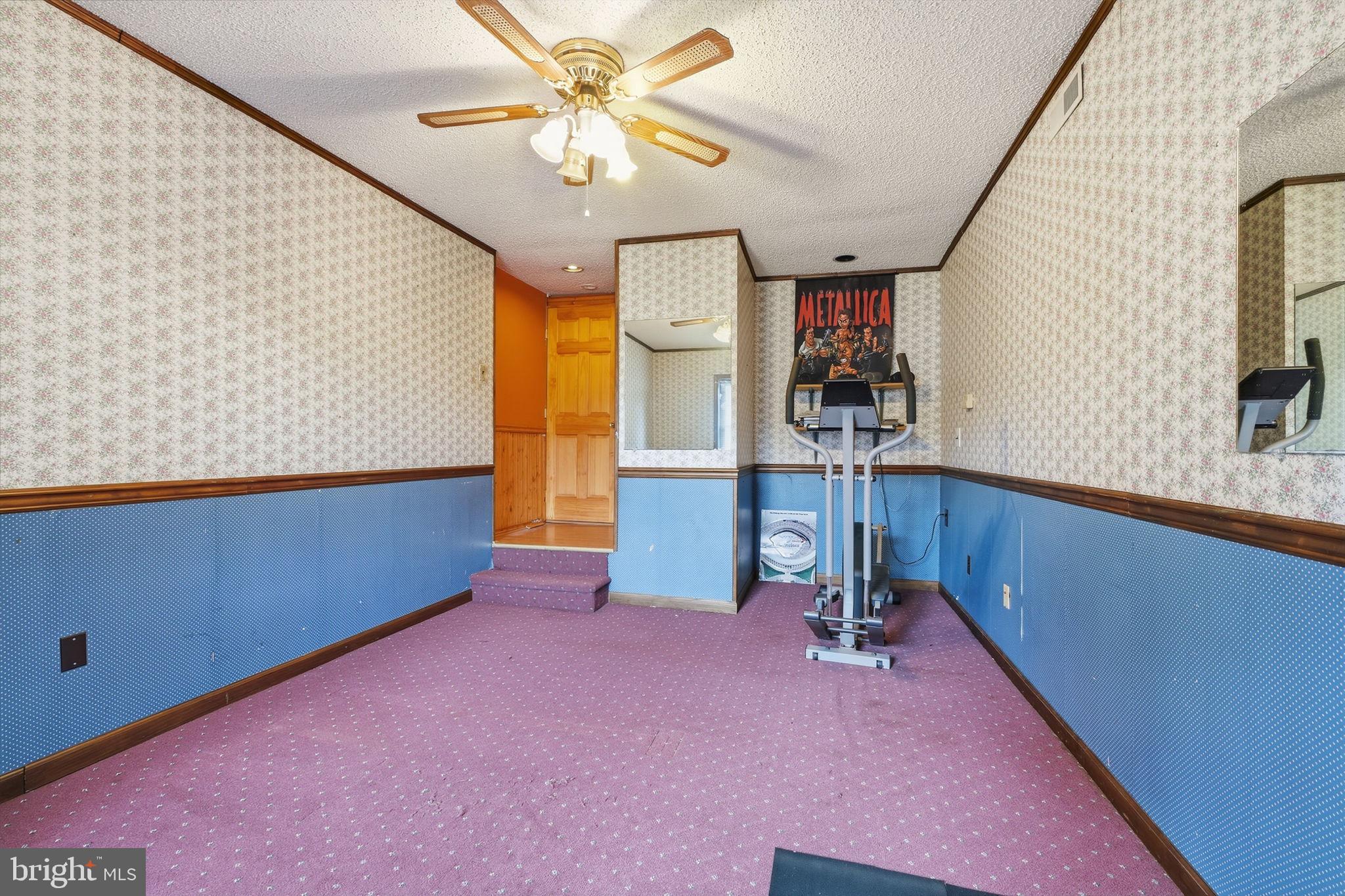 8110 Corbett Road Pennsauken, NJ 08110 - Photo 20 of 38 Main floor bedroom