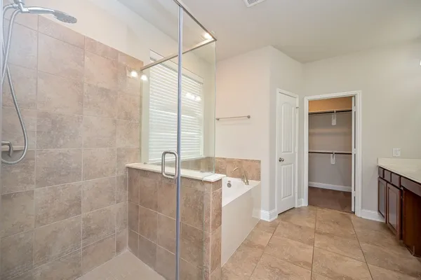 $429,999 | 7 Florentino Vine Place, Magnolia, TX 77354
