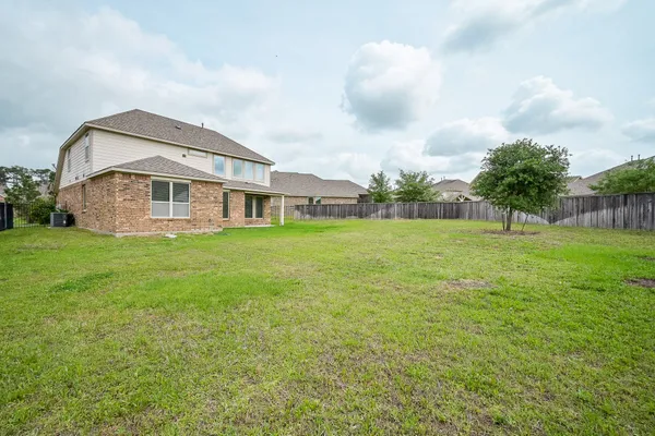 $429,999 | 7 Florentino Vine Place, Magnolia, TX 77354