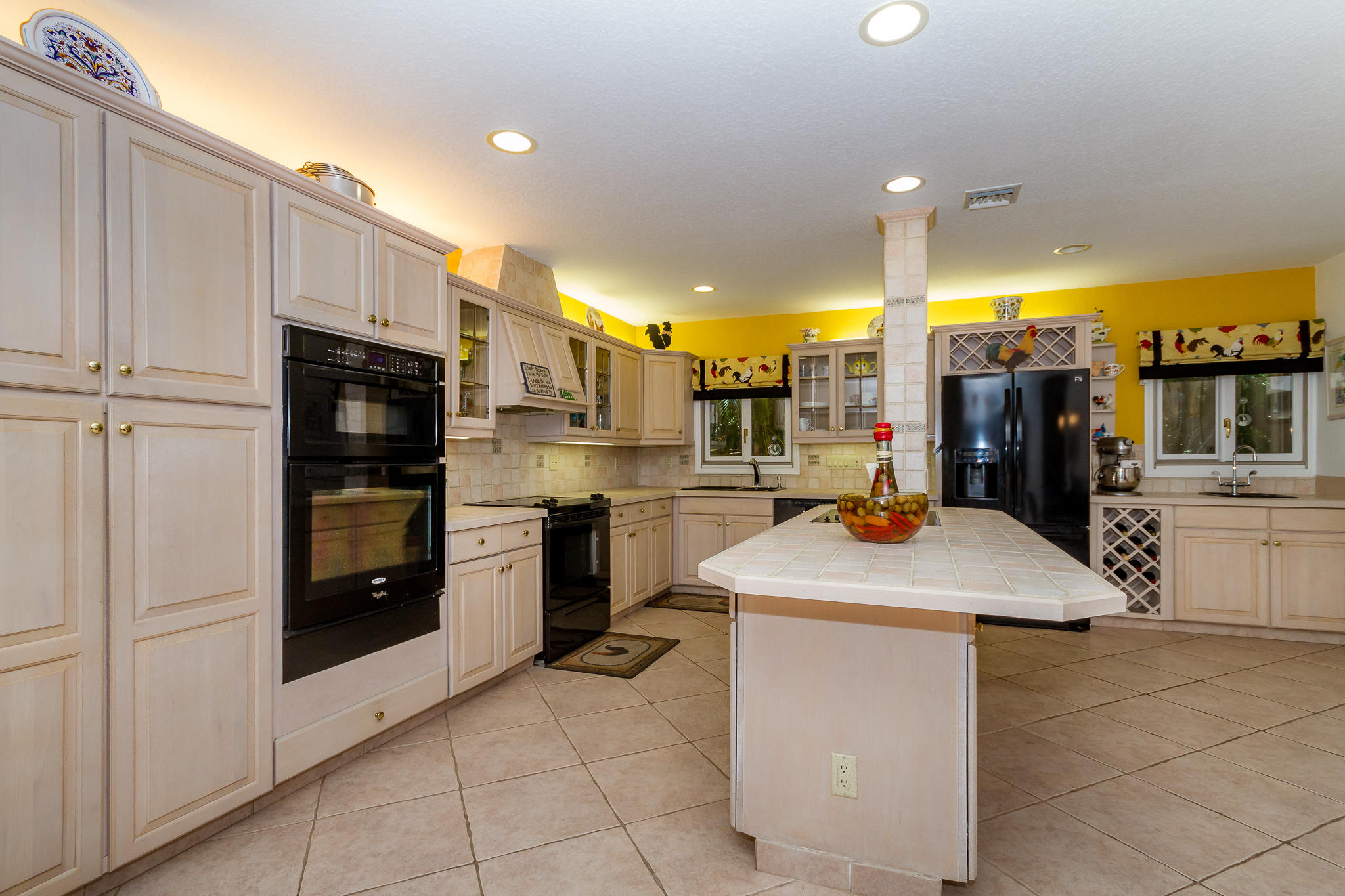 550 Phillips Drive Boca Raton, FL 33432 - Photo 14 of 35 550 Phillips Drive - Boca Raton-17