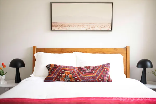 $3,600 | 107 Robinson Street, Belmont, NC 28012