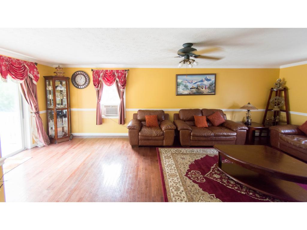 12 Cobble Hill Road Nashua, NH 03062 - Photo 8 of 30 Gallery Image 8