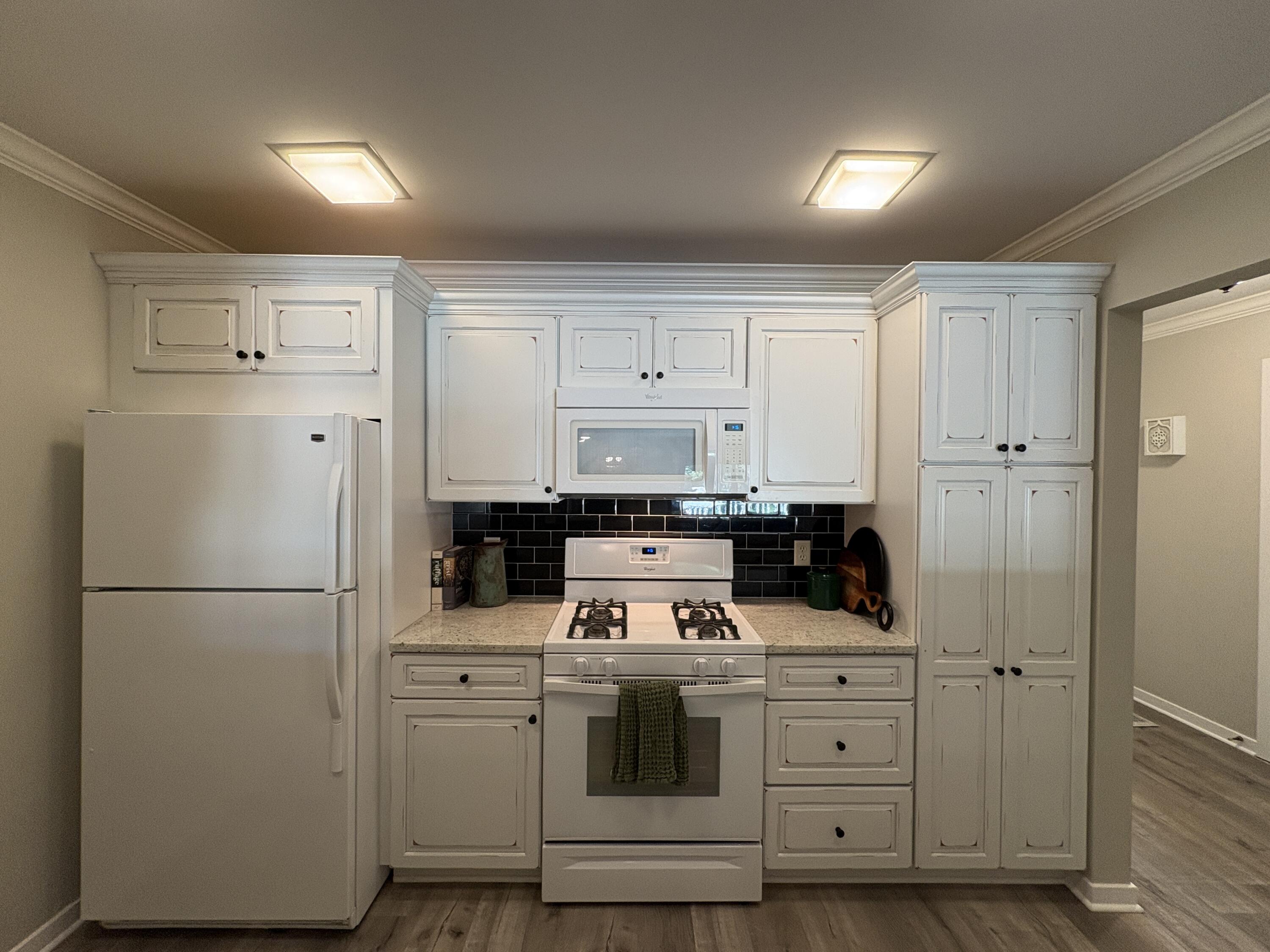 17652 Woodbridge Road, Unit 2 Spring Lake, MI 49456 - Photo 9 of 29 IMG_4810