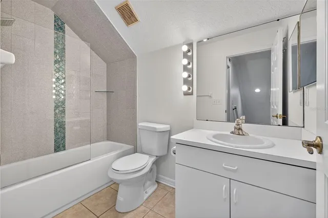 $389,900 | 2642 Golden Antler Lane, Lutz, FL 33559