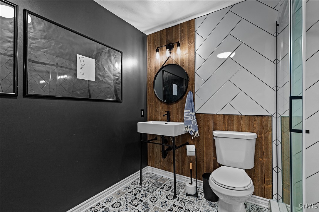 4 1st Street Camillus, NY 13031 - Photo 8 of 18