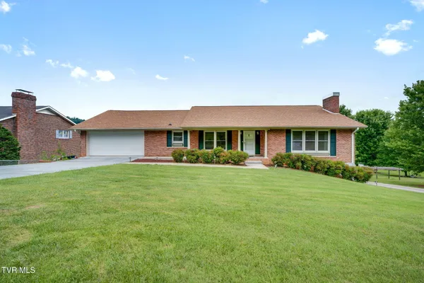 $449,000 | 1763 Sylvan Hill Road, Elizabethton, TN 37643