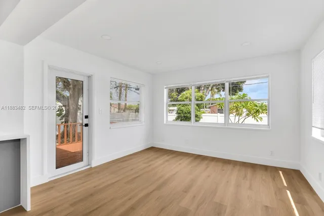 $699,000 | 327 Southeast 2nd Avenue, Dania Beach, FL 33004