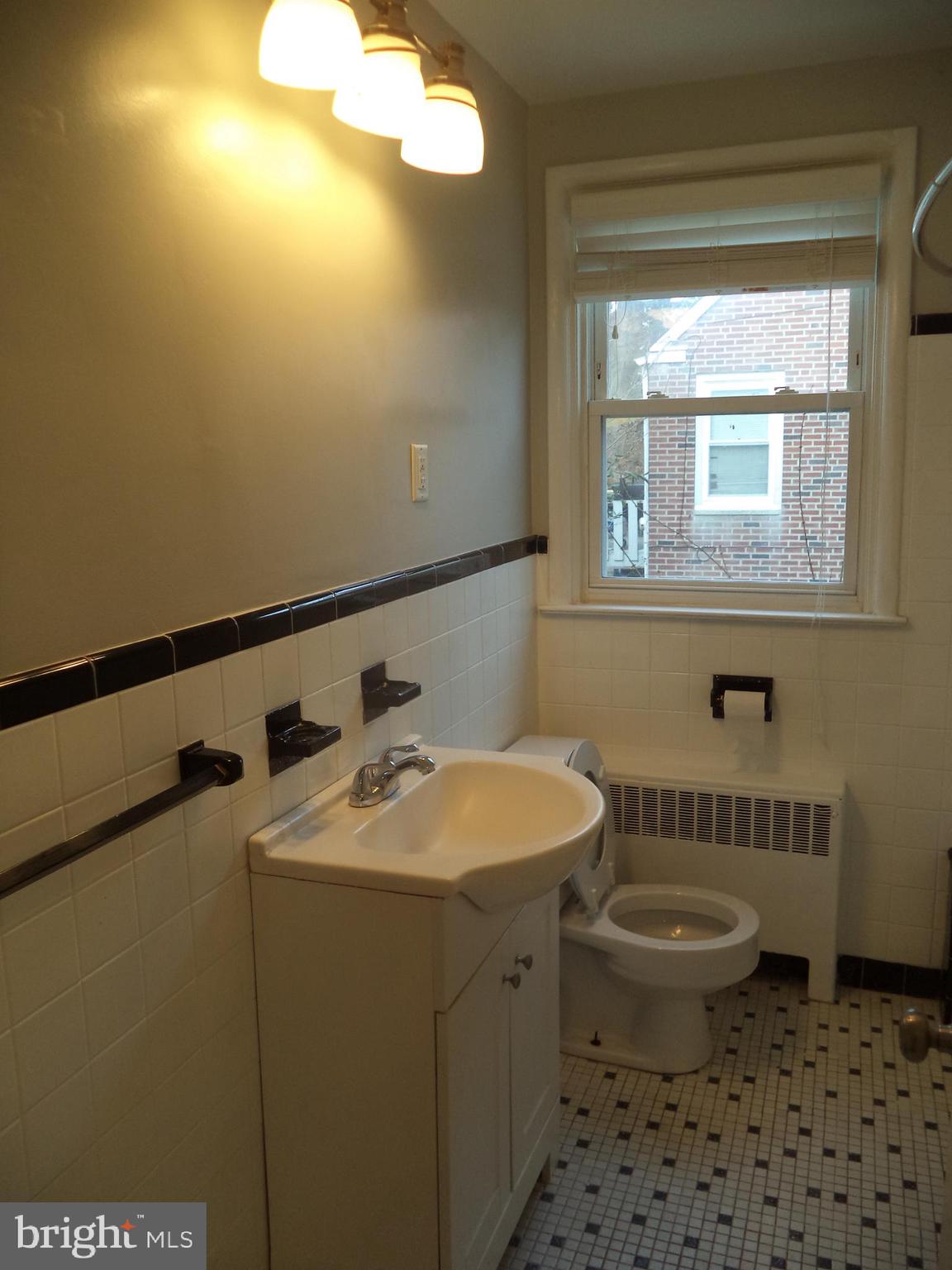 12016 Elmore Road Philadelphia, PA 19154 - Photo 14 of 35 Gallery Image 14