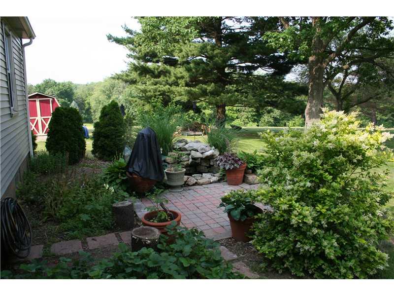 5640 Tuscarawas Road Beaver, PA 15009 - Photo 11 of 14 Yard/Garden.
