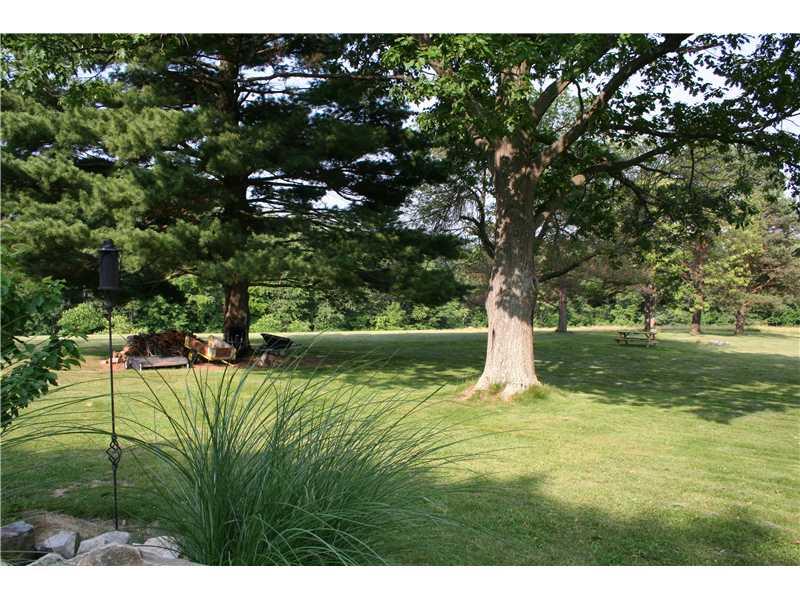 5640 Tuscarawas Road Beaver, PA 15009 - Photo 13 of 14 Yard/Garden.