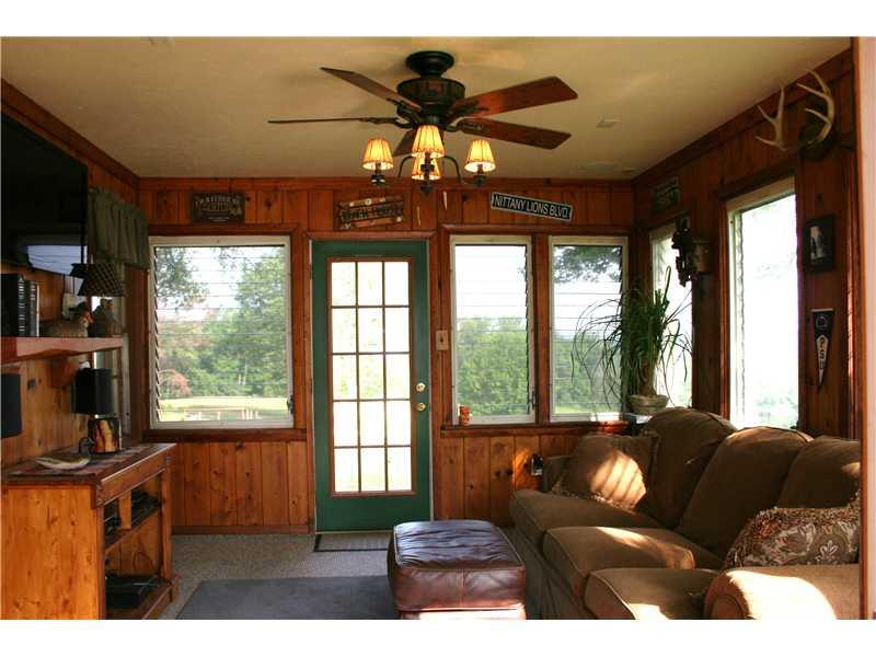 5640 Tuscarawas Road Beaver, PA 15009 - Photo 9 of 14 Sunroom.