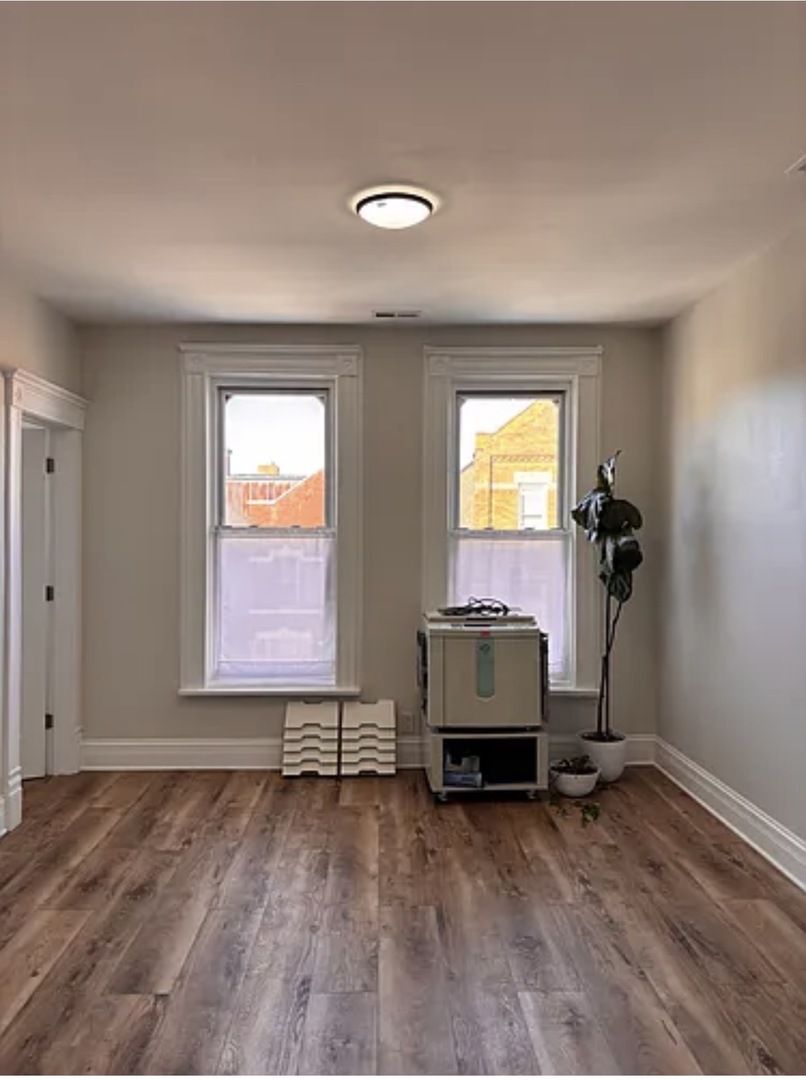 1533 West 17th Street, Unit 3F Chicago, IL 60608 - Photo 4 of 6