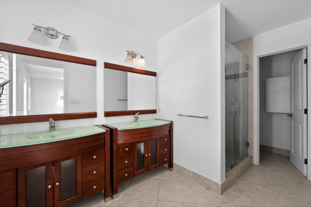 636 Kingfish Road North Palm Beach, FL 33408 - Photo 20 of 23 42291_6a24587a4598a_06.06.2026_image-20