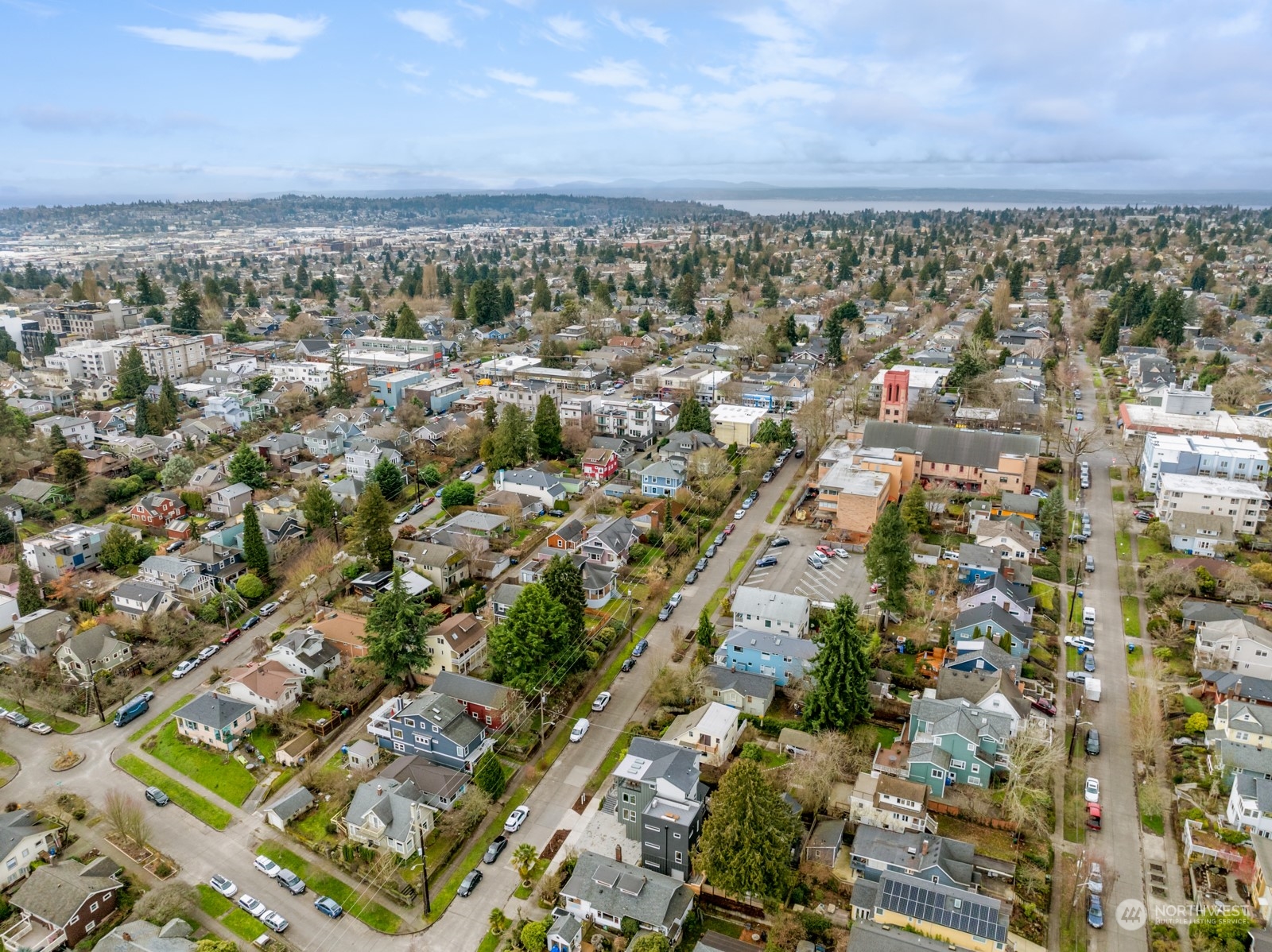356 North 75th Street, Unit B Seattle, WA 98103 - Photo 28 of 32 an aerial view of multiple house