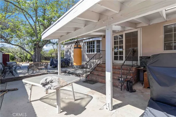 $1,299,000 | 10457 Variel Avenue, Chatsworth, CA 91311