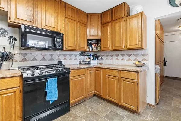 $1,299,000 | 10457 Variel Avenue, Chatsworth, CA 91311