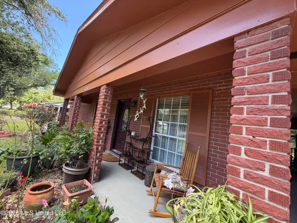 $179,000 | 4210 Pimlico Street, Pascagoula, MS 39581