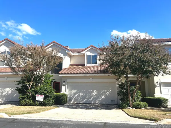 $2,650 | 610 Renoir, San Antonio, TX 78258