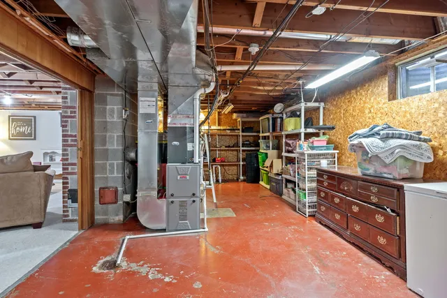 $389,000 | 118 West Reader Street, Elburn, IL 60119