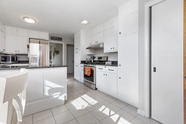 $389,000 | 118 West Reader Street, Elburn, IL 60119