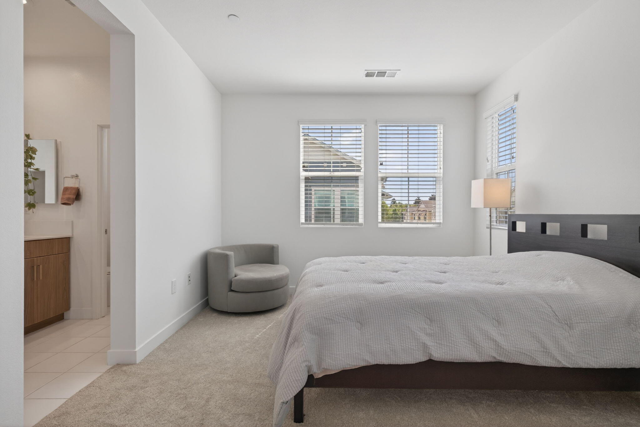 5680 Surfrider Way, Unit 101 Goleta, CA 93117 - Photo 19 of 37 Primary Bedroom